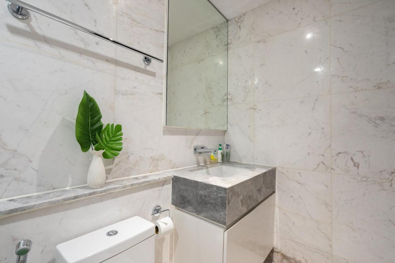 Luxury D1Mension In District 1 Freepoolsaunagym Ho Či Minovo Město Exteriér fotografie